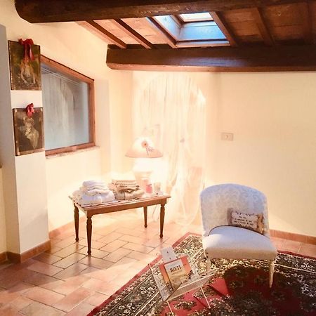 Residenza Palazzo Palmegiani Hotel Rieti Exterior photo